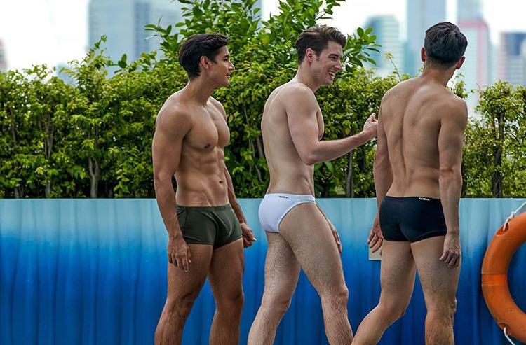 ถอดโชว์เรือนร่าง 2666