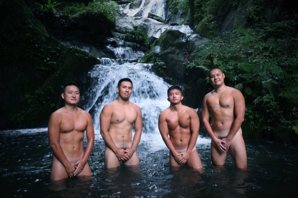ถอดโชว์เรือนร่าง 2668