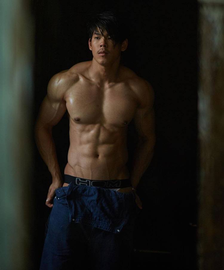 ถอดโชว์เรือนร่าง 2668