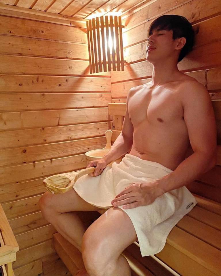 HAPPY SEXYmens STAR } 8