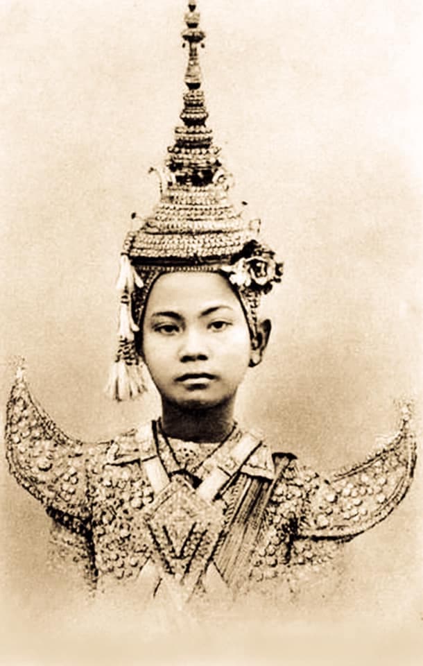 กัมพูชาในอดีต ปี 2428-2474