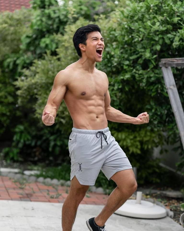 HAPPY Healthymens  STAR { 12