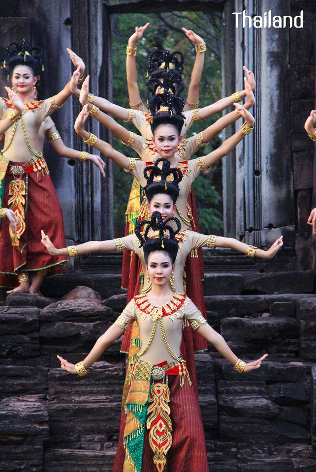 Thailand 🇹🇭 | Phimai historical park performance
