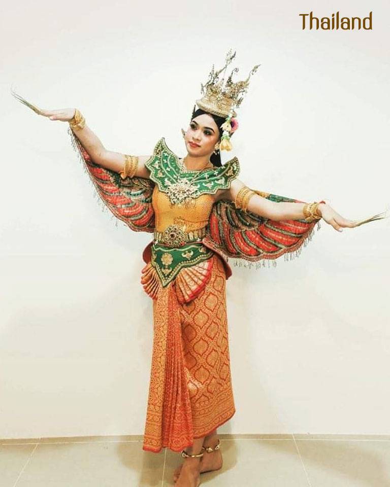 Thailandðđð | Thai dance: āļāļēāļāļĻāļīāļĨāļāđāđāļāļĒ