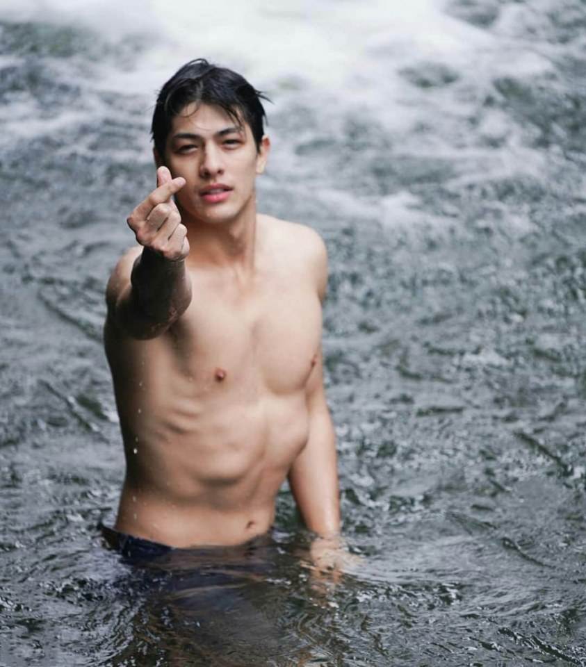 หนักเกินไปแล้วเกินจะแบก..แบกขานายมาพาดบ่า