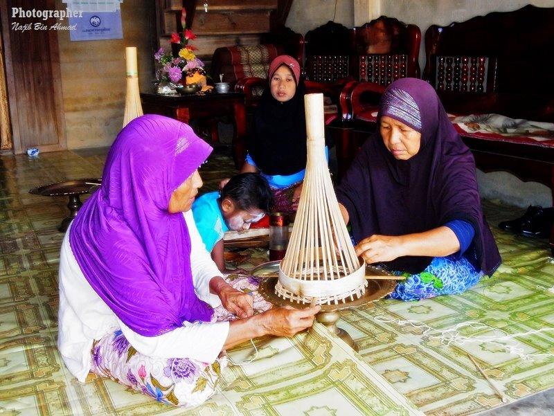 Thailand 🇹🇭 | "Bunga sireh: บุหงาซีเระ" บายศรีใบพลูแบบชาวมุสลิมในภาคใต้