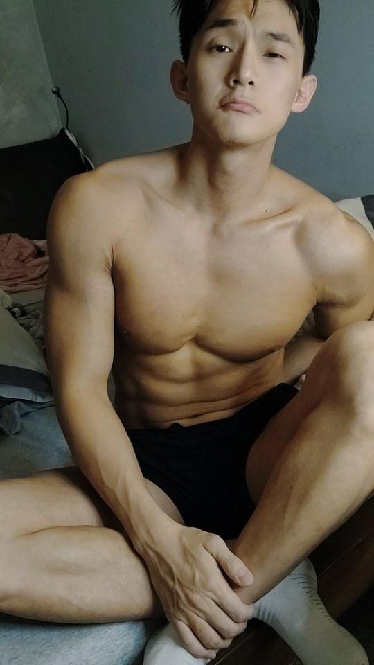 HAPPY PerfectMENs LAND % 4