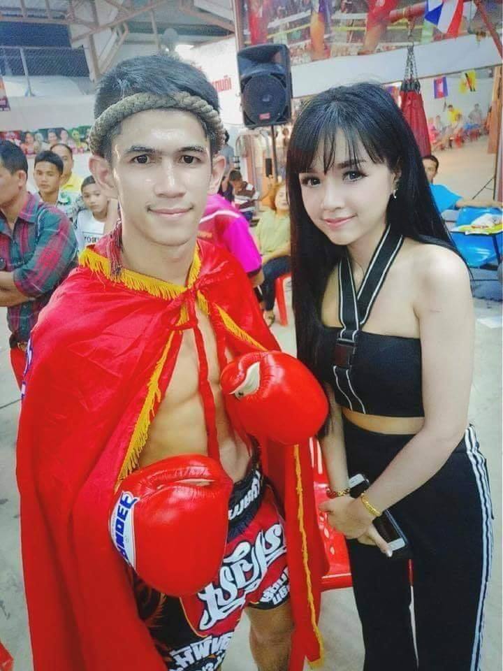 ดีต่อใจ#1325เนเงิน..นักมวยแซ่บ..แฟนน้องเจนนี่ได้หมดถ้าสดชื่น