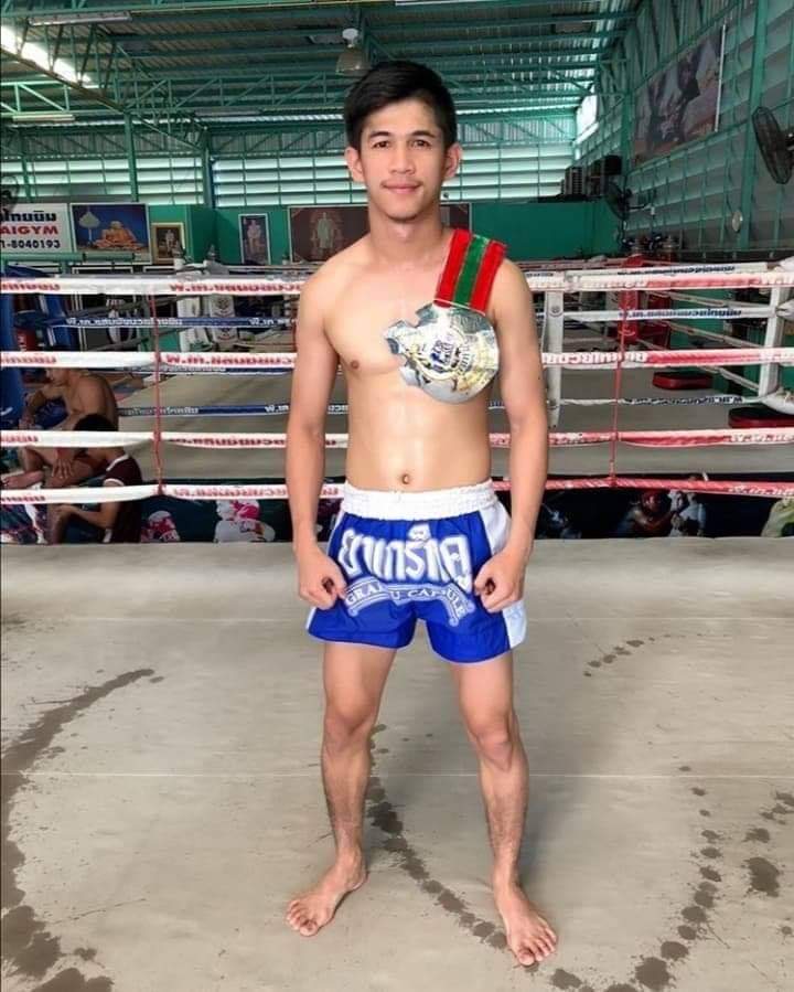 ดีต่อใจ#1325เนเงิน..นักมวยแซ่บ..แฟนน้องเจนนี่ได้หมดถ้าสดชื่น