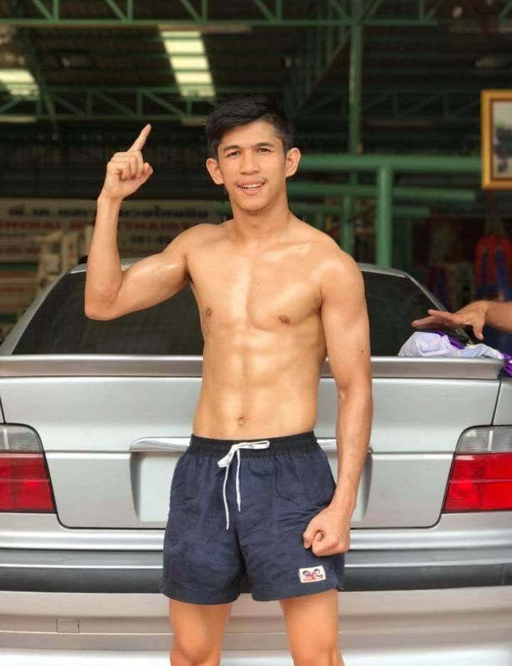 ดีต่อใจ#1325เนเงิน..นักมวยแซ่บ..แฟนน้องเจนนี่ได้หมดถ้าสดชื่น