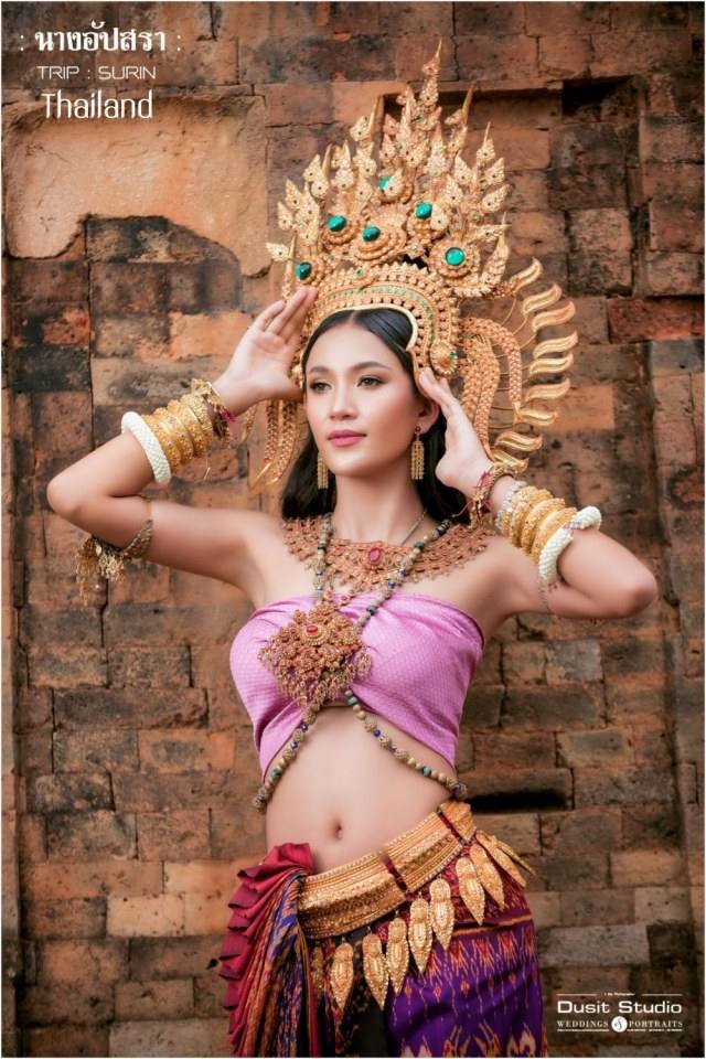 Thailand ðđð |THAI APSARA: āļāļēāļāļāļąāļāļŠāļĢāđāļŦāđāļāļāļĢāļēāļŠāļēāļāļĻāļĩāļāļĢāļ āļđāļĄāļī āļ.āļŠāļļāļĢāļīāļāļāļĢāđ