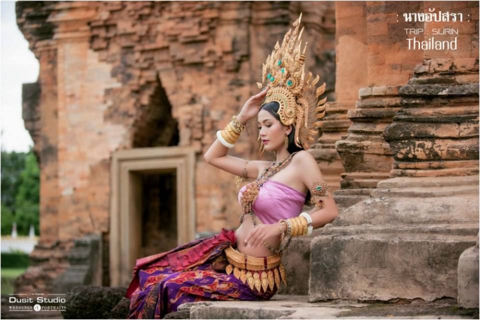 Thailand ðđð |THAI APSARA: āļāļēāļāļāļąāļāļŠāļĢāđāļŦāđāļāļāļĢāļēāļŠāļēāļāļĻāļĩāļāļĢāļ āļđāļĄāļī āļ.āļŠāļļāļĢāļīāļāļāļĢāđ