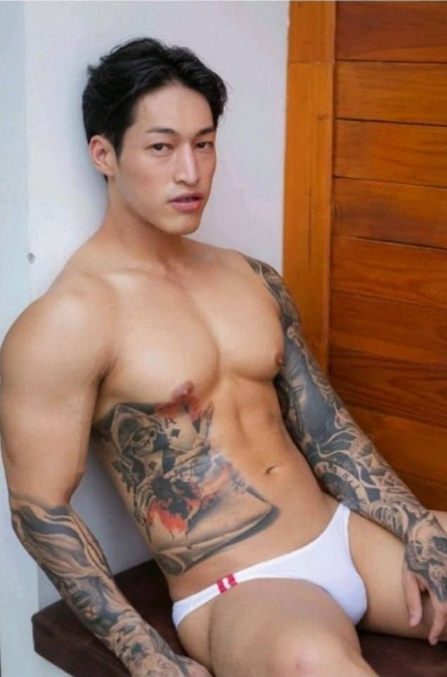 หนุ่มหล่อขึ้นปก 795.5