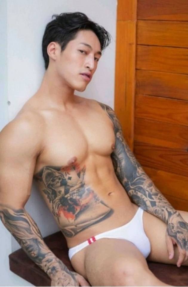 หนุ่มหล่อขึ้นปก 795.5
