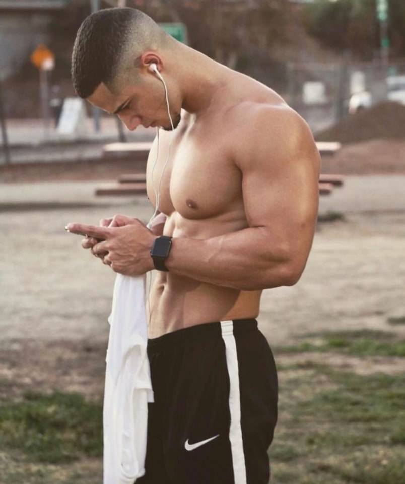 HAPPY HEALTHYsexyMen } 8