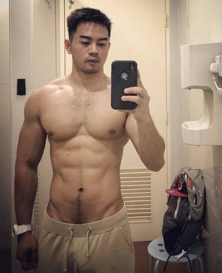 ตี๋ล่ำทำน้ำแตก