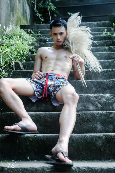 หนุ่มหล่อขึ้นปก 805.6
