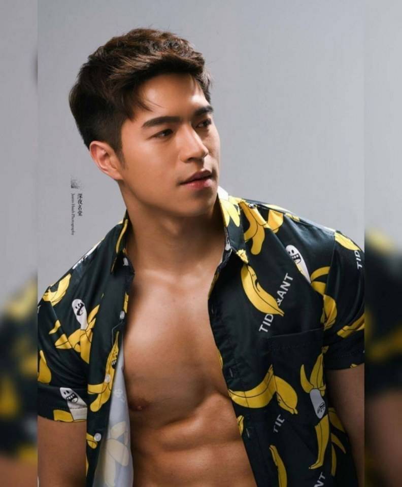 HAPPY HEALTHYsexyMen } 15