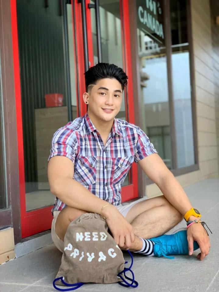 HAPPY HEALTHYsexyMen } 20
