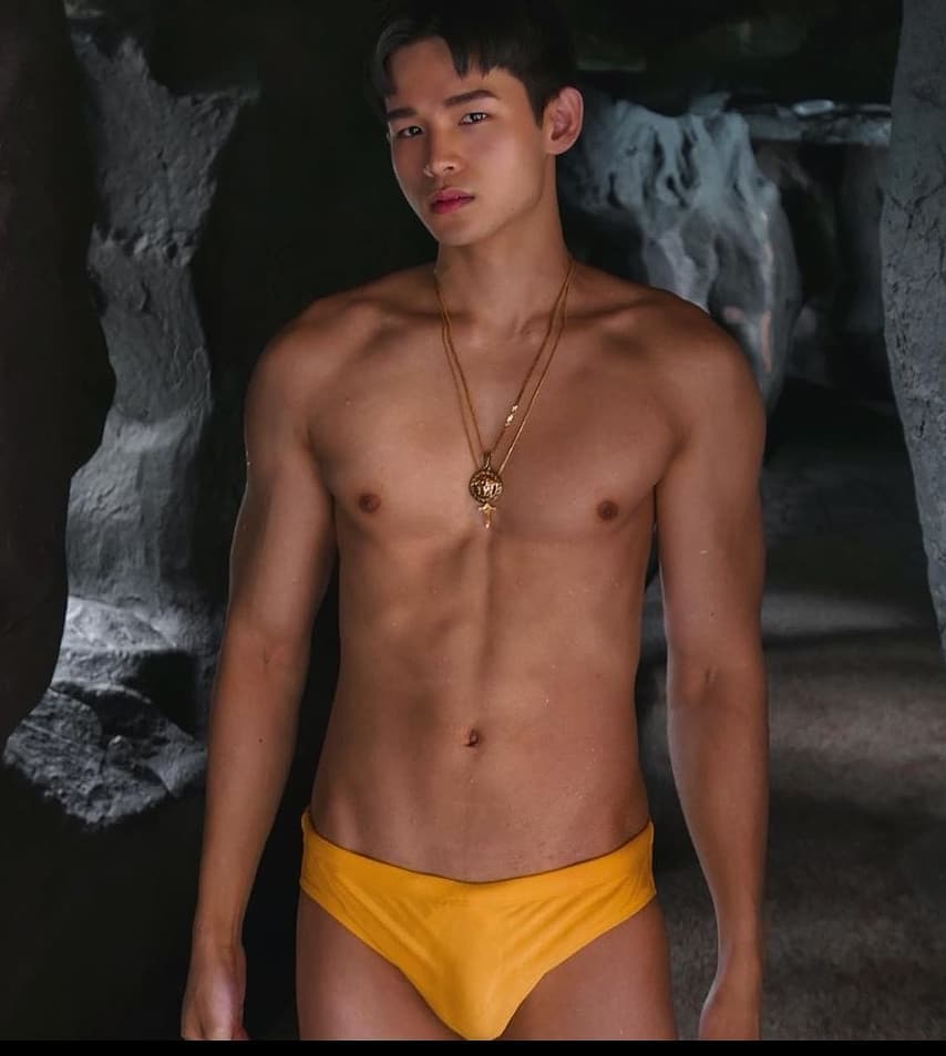 HAPPY HEALTHYsexyMen SS2 } 1