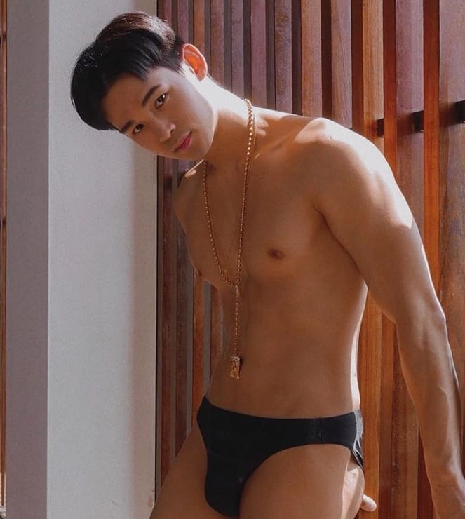 HAPPY HEALTHYsexyMen SS2 } 1