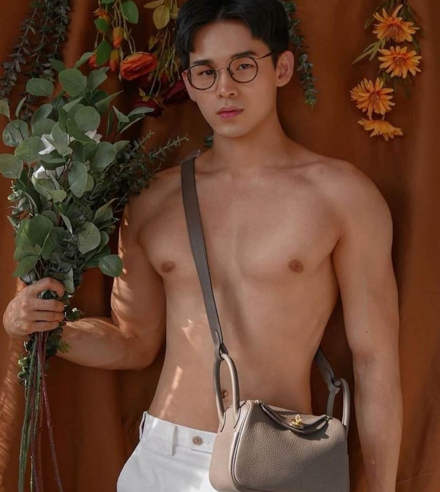 HAPPY HEALTHYsexyMen SS2 } 1