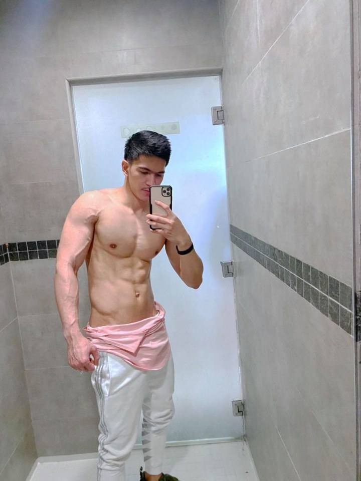 HAPPY HEALTHYsexyMen SS2 } 4