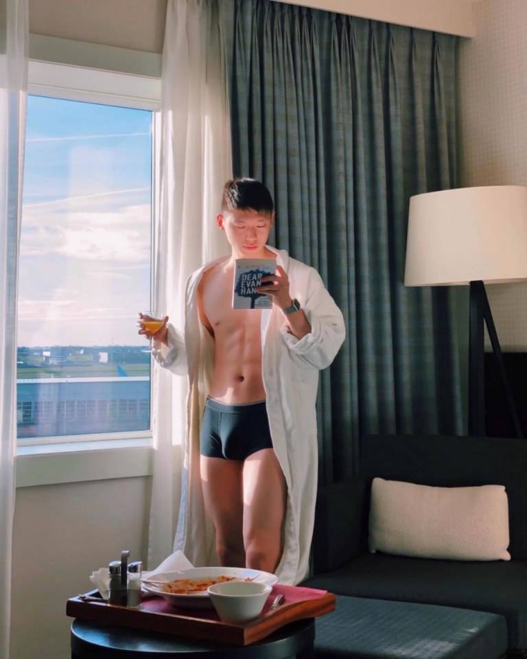 HAPPY HEALTHYsexyMen SS2 } 7