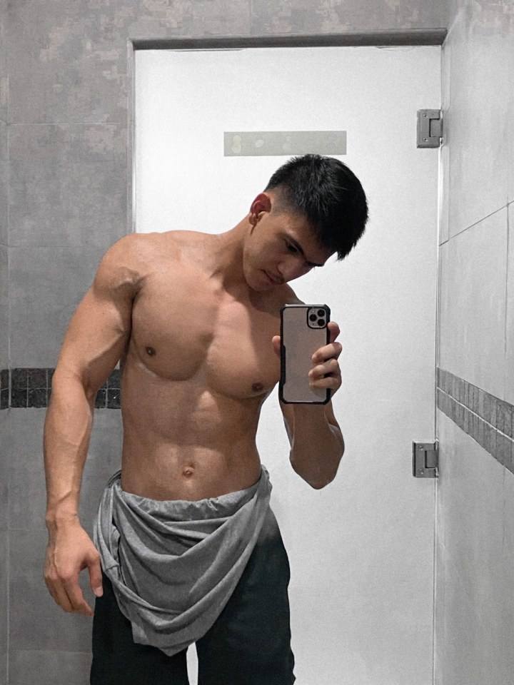 HAPPY HEALTHYsexyMen SS2 } 8