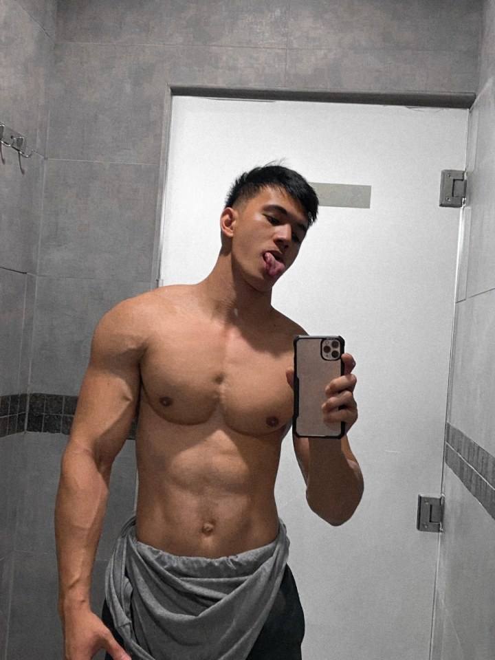 HAPPY HEALTHYsexyMen SS2 } 8