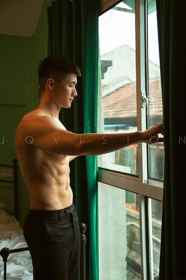 HAPPY HEALTHYsexyMen SS2 } 8