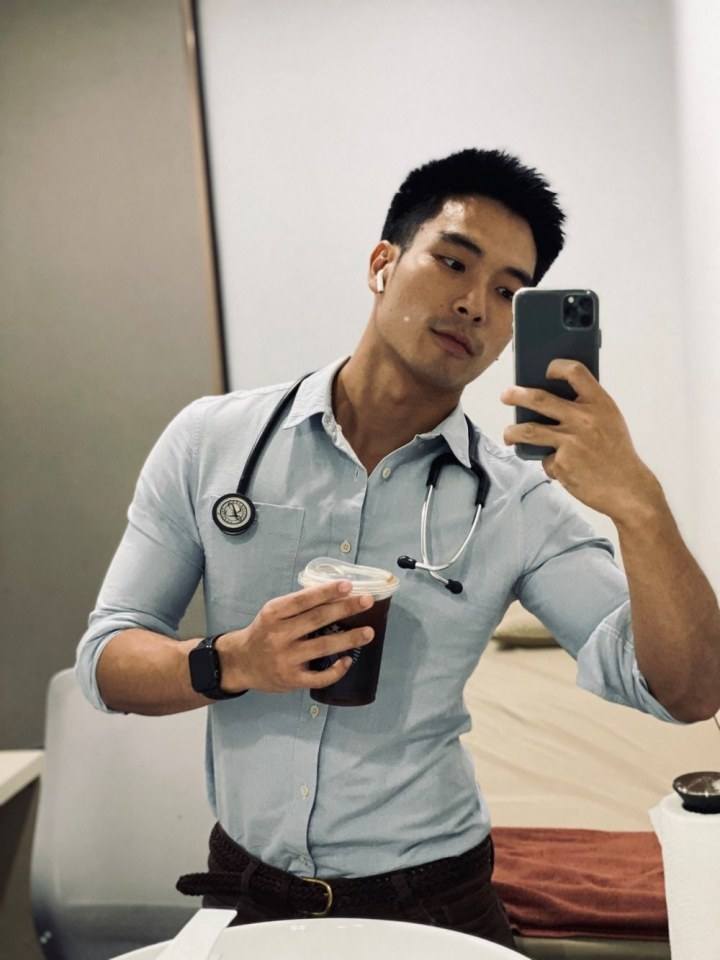 HAPPY HEALTHYsexyMen SS2 } 11