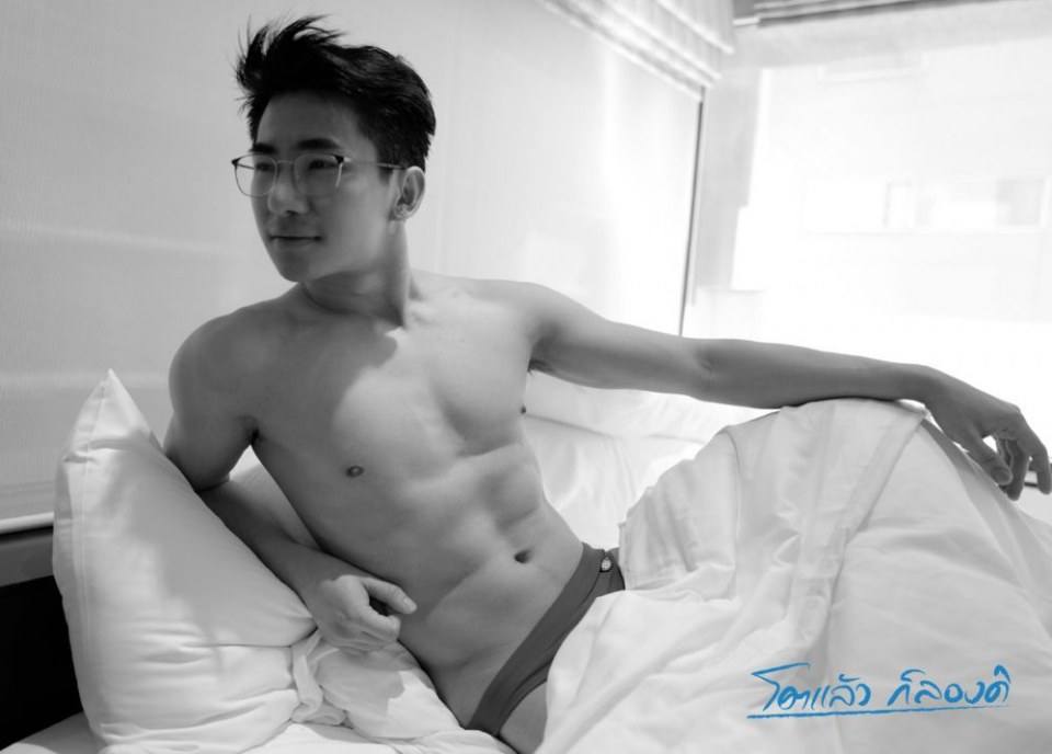 HAPPY HEALTHYsexyMen SS2 } 19