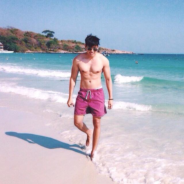 HAPPY HEALTHYsexyMen SS3 } 6