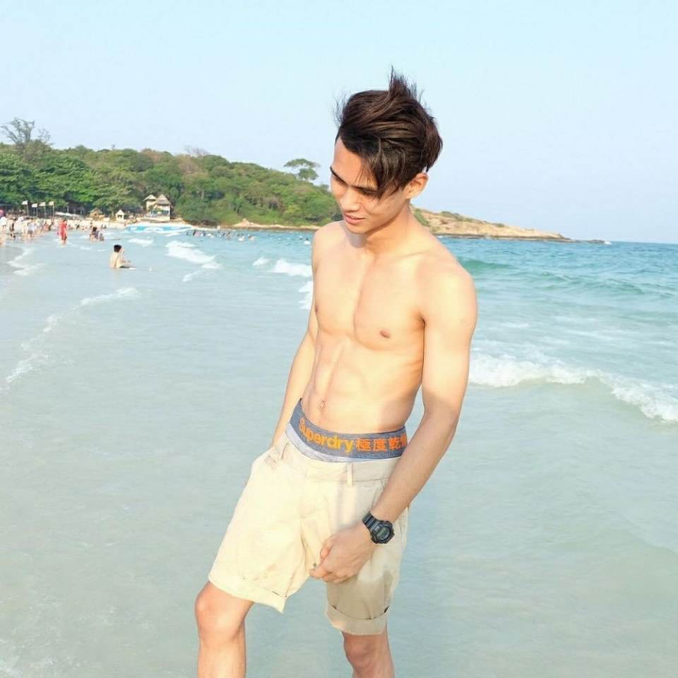 HAPPY HEALTHYsexyMen SS3 } 6