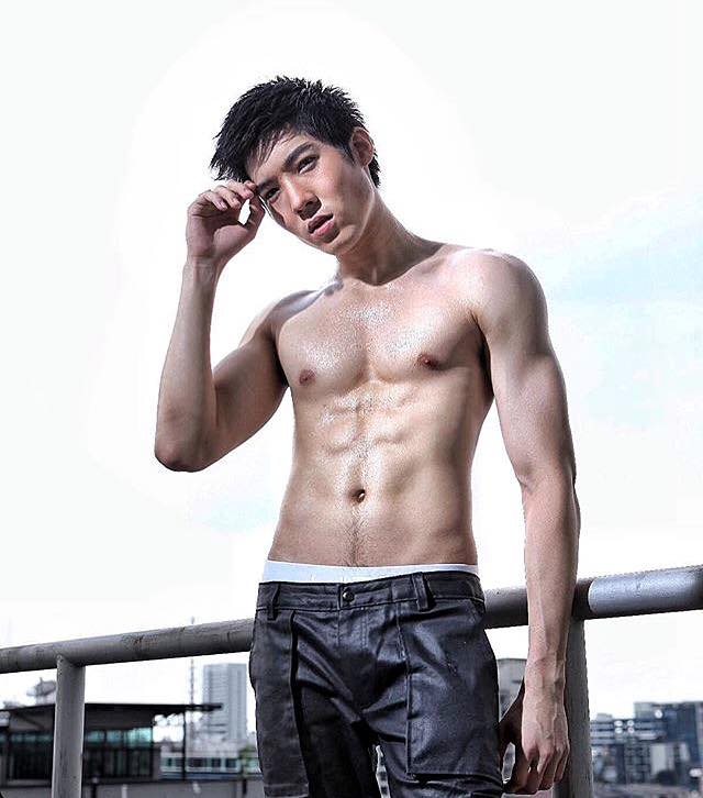 HAPPY HEALTHYsexyMen FINALss } 1