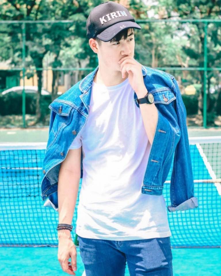 HAPPY HEALTHYsexyMen FINALss } 1