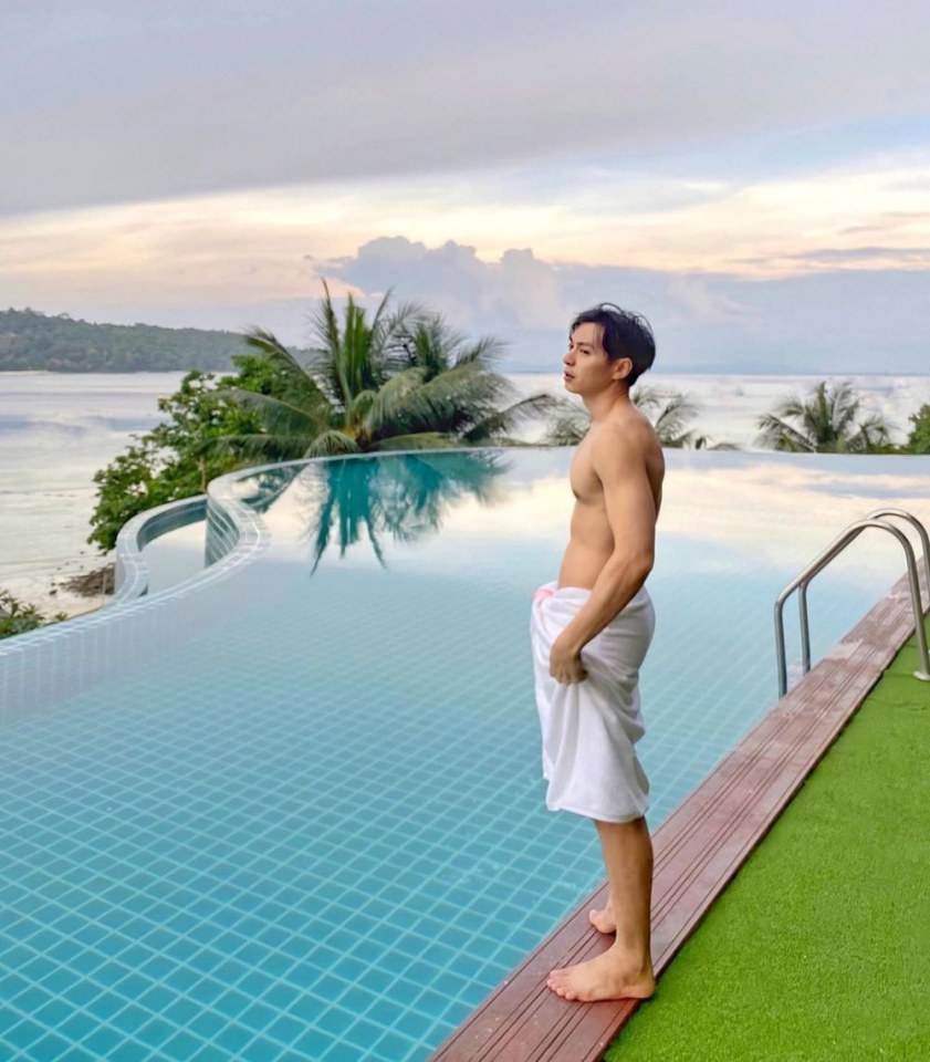 HAPPY HEALTHYsexyMen FINALss } 5