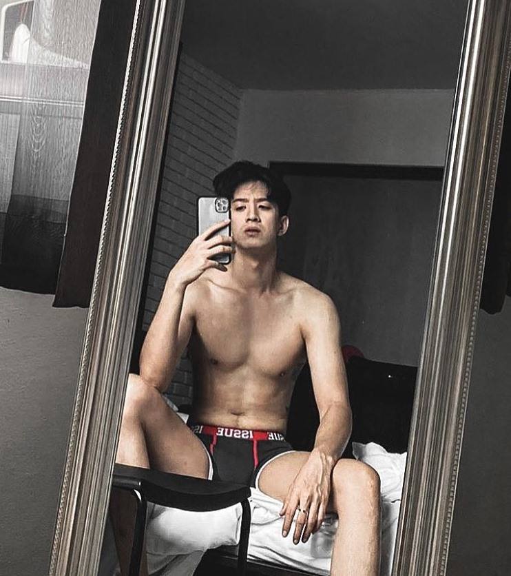 HAPPY HEALTHYsexyMen FINALss } 7