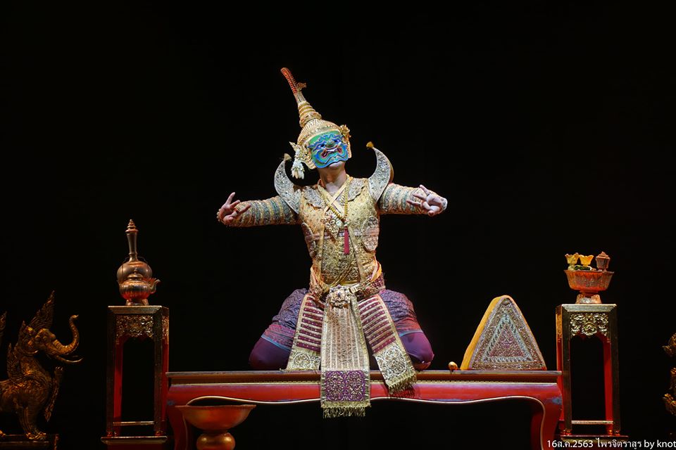 Thailand ðđð | “āđāļāļāļīāļāļĢāļēāļŠāļđāļĢ” Khon masked dance drama in Thailand