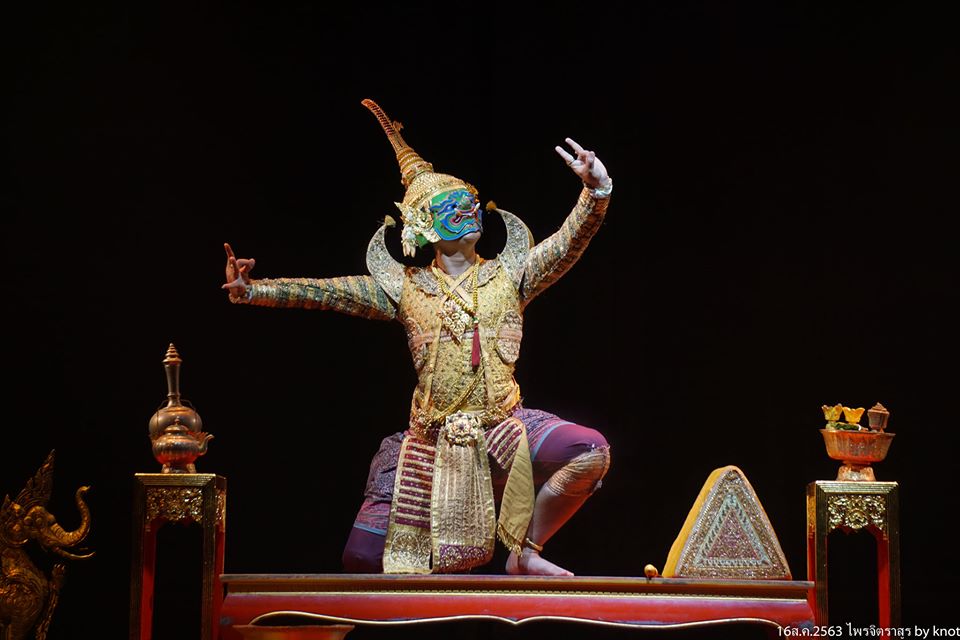 Thailand ðđð | “āđāļāļāļīāļāļĢāļēāļŠāļđāļĢ” Khon masked dance drama in Thailand