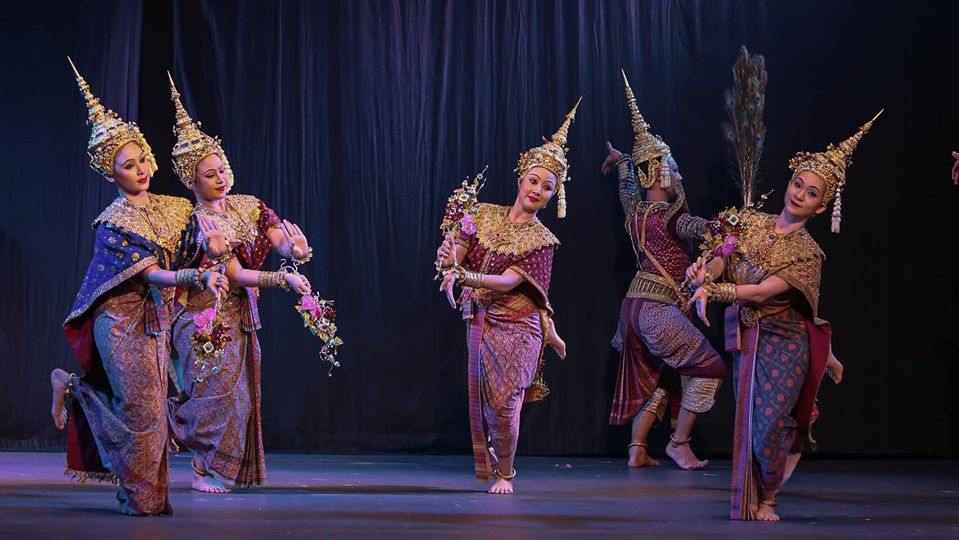 Thailand ðđð | “āđāļāļāļīāļāļĢāļēāļŠāļđāļĢ” Khon masked dance drama in Thailand