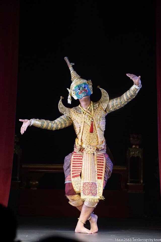 Thailand ðđð | “āđāļāļāļīāļāļĢāļēāļŠāļđāļĢ” Khon masked dance drama in Thailand