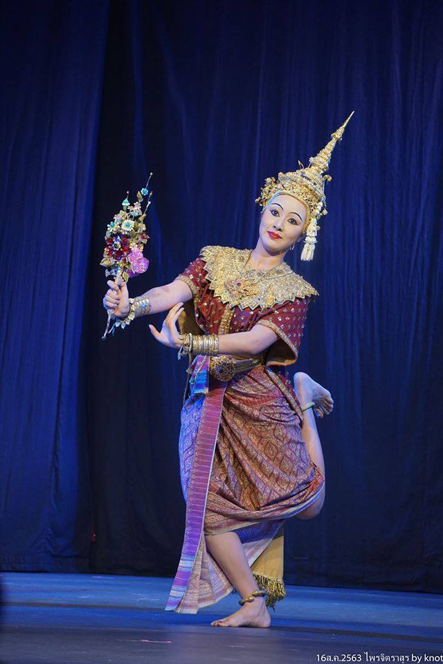 Thailand ðđð | “āđāļāļāļīāļāļĢāļēāļŠāļđāļĢ” Khon masked dance drama in Thailand