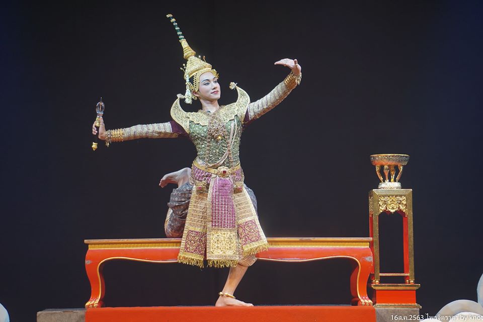 Thailand 🇹🇭 | “ไพจิตราสูร” Khon masked dance drama in Thailand