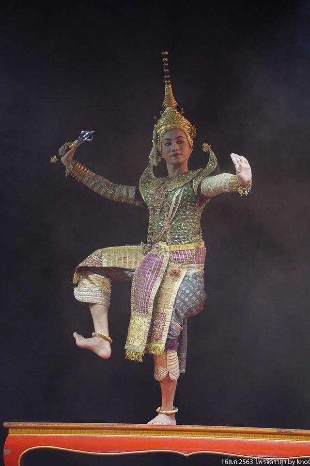 Thailand 🇹🇭 | “ไพจิตราสูร” Khon masked dance drama in Thailand