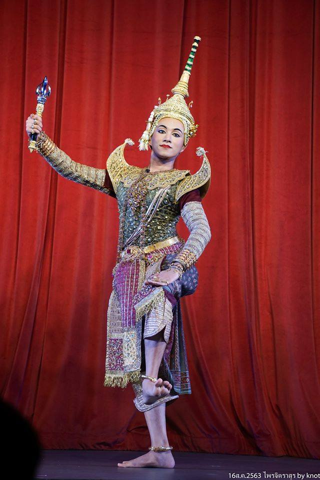 Thailand 🇹🇭 | “ไพจิตราสูร” Khon masked dance drama in Thailand