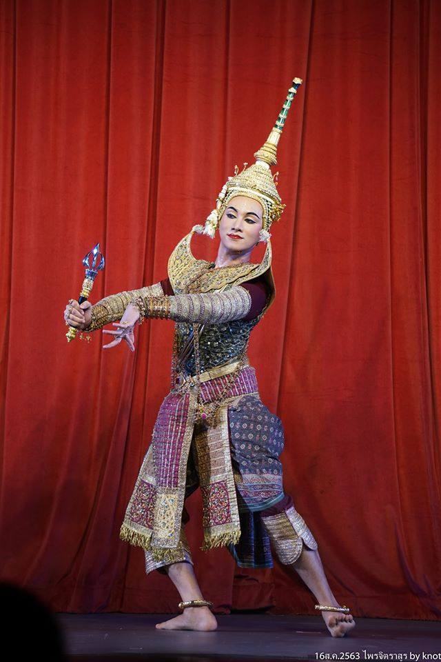 Thailand 🇹🇭 | “ไพจิตราสูร” Khon masked dance drama in Thailand
