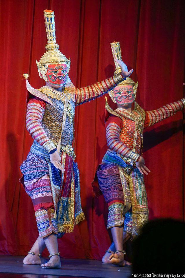Thailand 🇹🇭 | “ไพจิตราสูร” Khon masked dance drama in Thailand