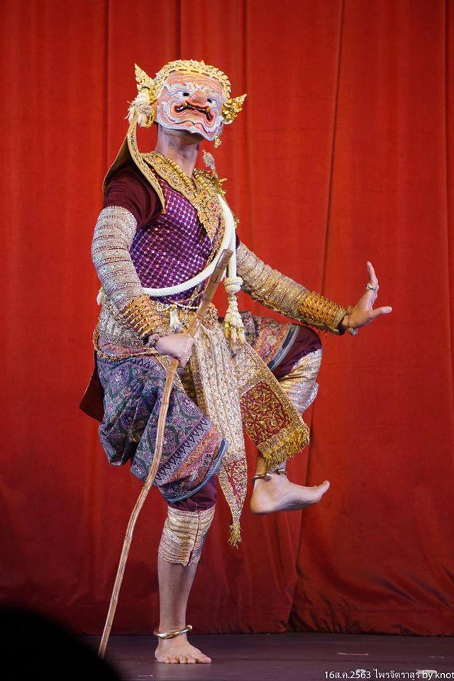 Thailand 🇹🇭 | “ไพจิตราสูร” Khon masked dance drama in Thailand